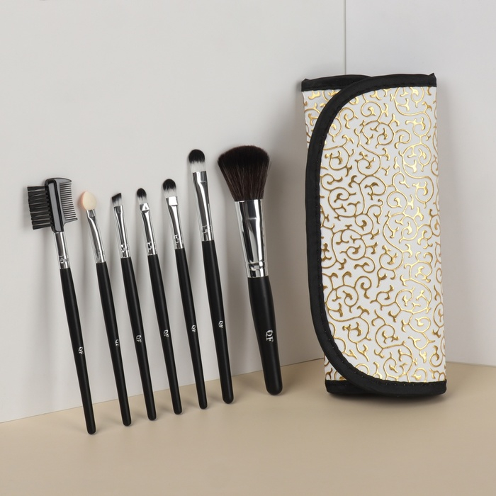Набор кистей для макияжа &laquo;Вензель&raquo;, 7 предметов, чехол на кнопке, цвет золотистый/чёрный