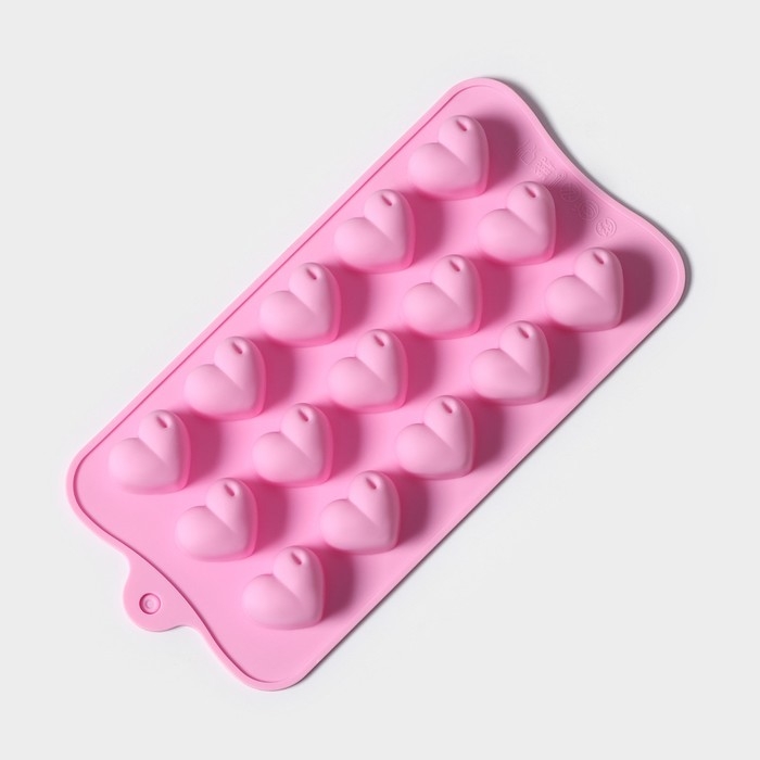 Форма для конфет и шоколада Доляна &laquo;Сердечки&raquo;, силикон, 19,5&times;10&times;1,8 см, 15 ячеек (2,7&times;2,3 см), цвет МИКС