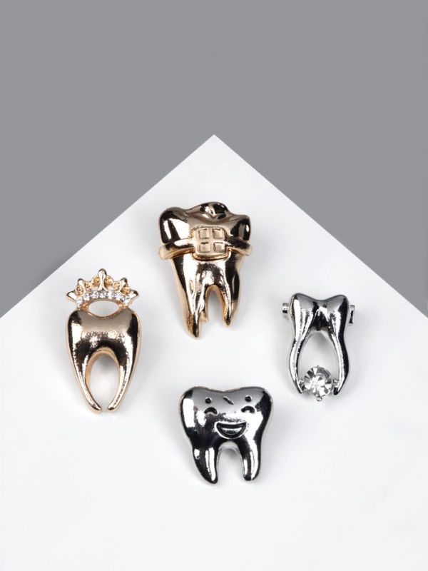 Брошь &laquo;Зуб&raquo;, форма МИКС, цвет МИКС (неделимая фасовка 12 шт., цена за шт.)