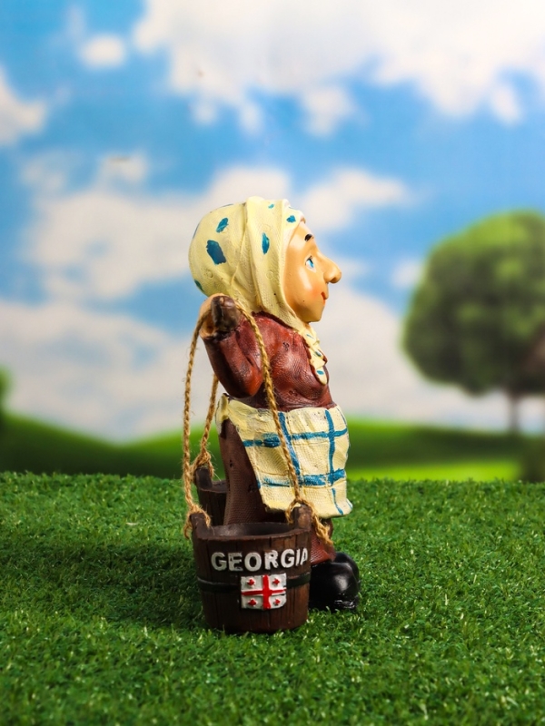 Садовая фигура "Бабушка с ведрами" 20х7х19см