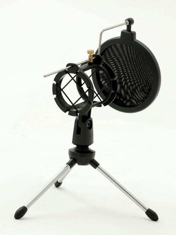 Микрофонная стойка напольная с держателем для телефона