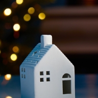 Светодиодная фигура "Дом" 6х6х9.5 см, 1 LED, LR44x3(в компл.), свечение тёплое белое