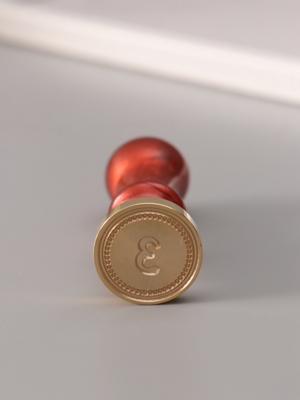 Печать для сургуча с пластиковой ручкой "Классика цифра 3" 2,5х2,5х6,3  см