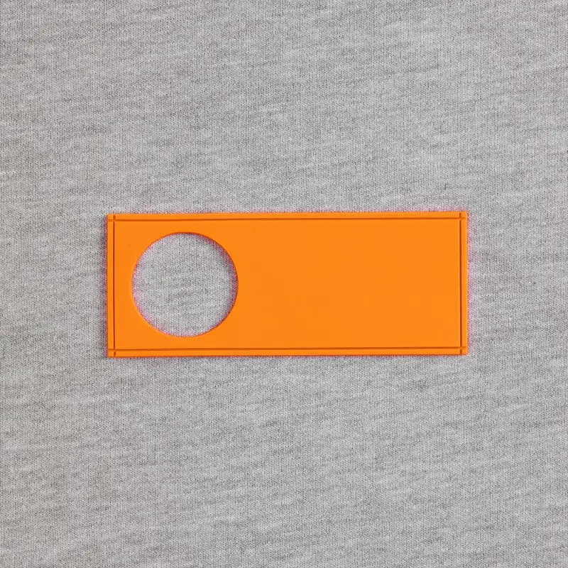 Лейбл из ПВХ с вырубкой &laquo;Круг&raquo;, оранжевый неон