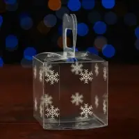 Коробка подарочная новогодняя складная ПВХ &laquo;Снежинки&raquo; 5&times;5&times;5 см