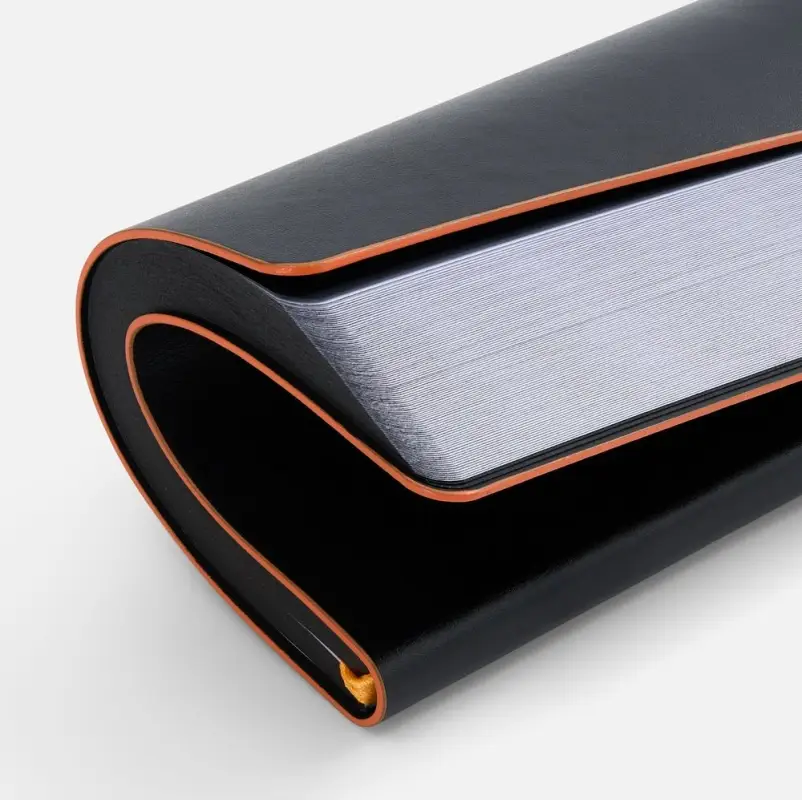 Ежедневник Trait, недатированный, черный с оранжевым