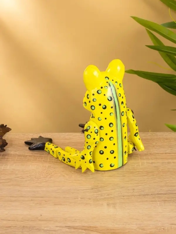 Сувенир &laquo;Лягушка&raquo;, висячие лапки, 25 см, дерево, МИКС