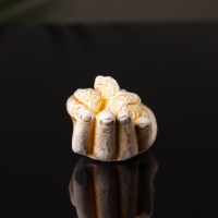 Фигура "Ангелок на ладони спит" малый, 3х7х3 см, позолота