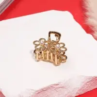 Крабик для волос &laquo;Маргарита&raquo;, ромашки жемчуг, 2.5 см, золото