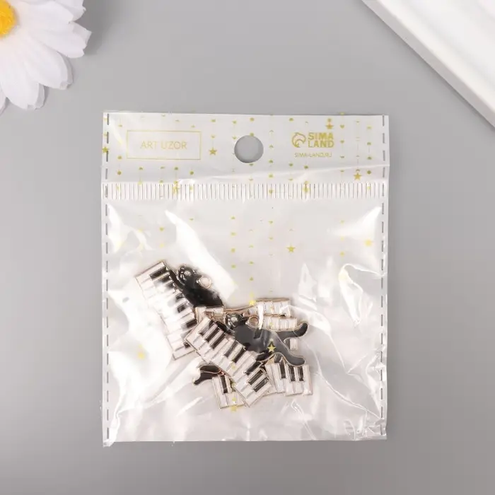 Декор для творчества металл, эмаль "Чёрный котик и пианино" 2,9х2 см