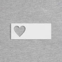Лейбл из ПВХ с вырубкой &laquo;Сердце&raquo;, белый
