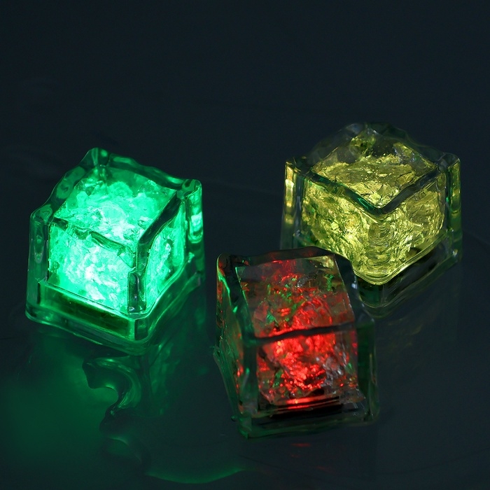 Набор для купания в ванной &laquo;Светящиеся кубики&raquo;, 12 шт.