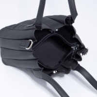 Сумка-тоут на магните, длинный ремень, цвет чёрный