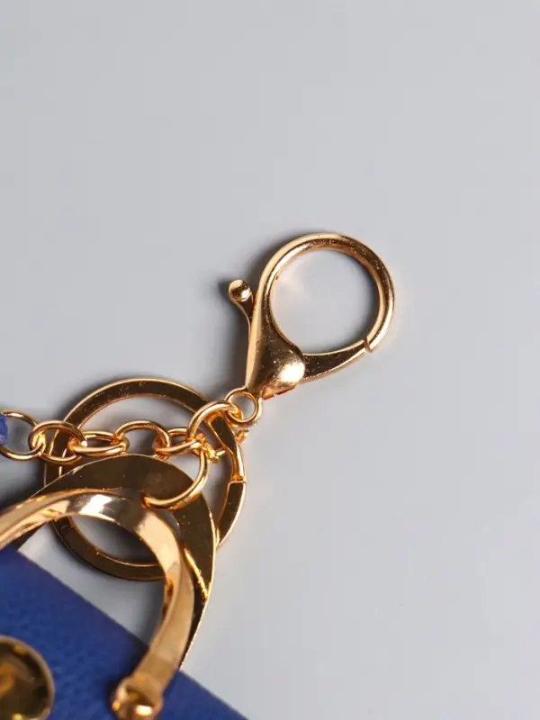 Брелок кожзам с карабином, с кистью "Саквояж" синий 7,5х4х7 см