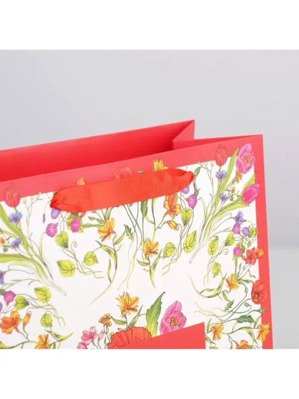 Пакет подарочный ламинированный, упаковка, &laquo;Любимому воспитателю&raquo;, ML 27 х 23 х 11.5 см