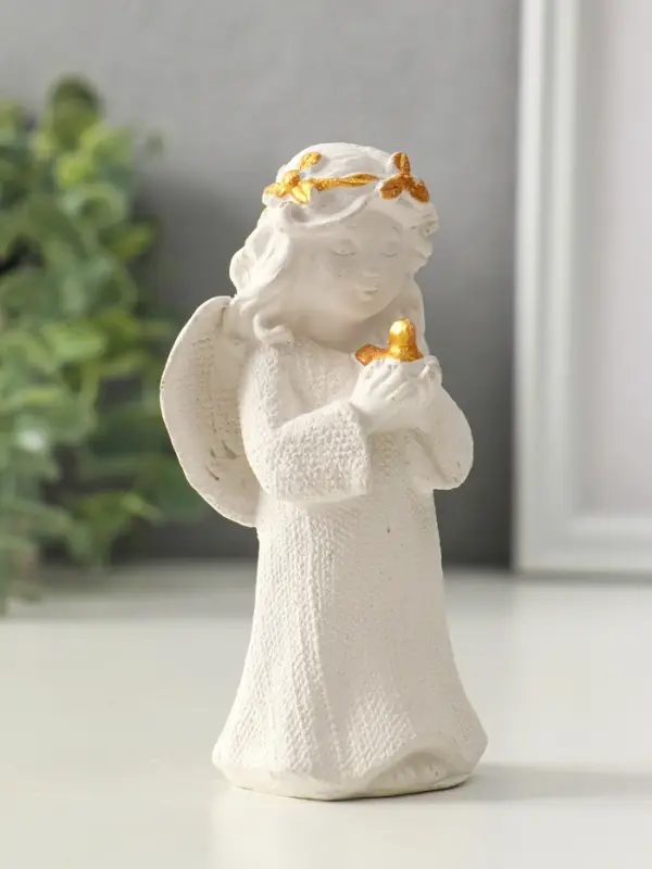 Фигура "Ангел с птицей" размер 11х7х4 см, белый с позолотой