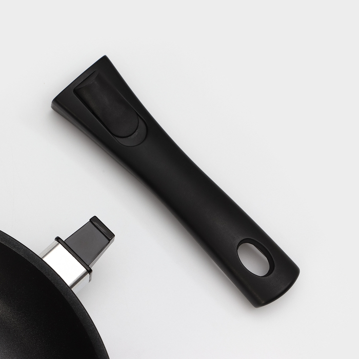 Сковорода &laquo;Традиция&raquo;, d=26 см, стеклянная крышка, съёмная ручка, антипригарное покрытие, цвет чёрный