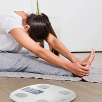 Весы напольные электронные КТ-808