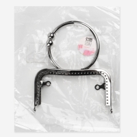 Фермуар пришивной, 12.5&times;7.5 см, с ручкой d=7.5&times;9 см, цвет серебристый