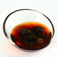 Набор варенья с сосновыми шишками &laquo;23 февраля&raquo;, вкусы: апельсин, брусника, классический, 30 г. x 3 шт.