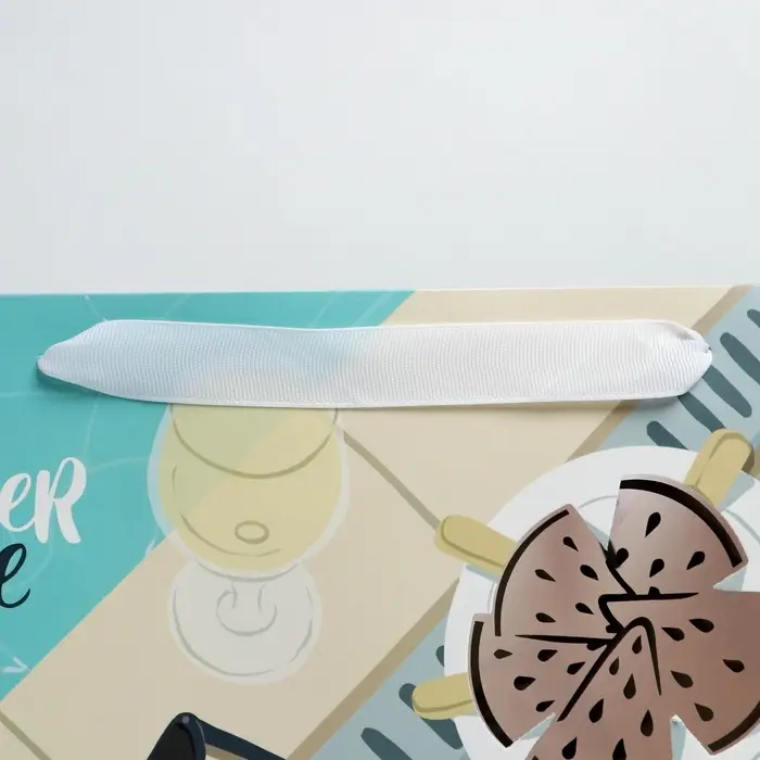 Пакет подарочный ламинированный с пластиковым окном, упаковка, &laquo;Летние истории&raquo;, 32.5 х 26.5 х 13.5 см