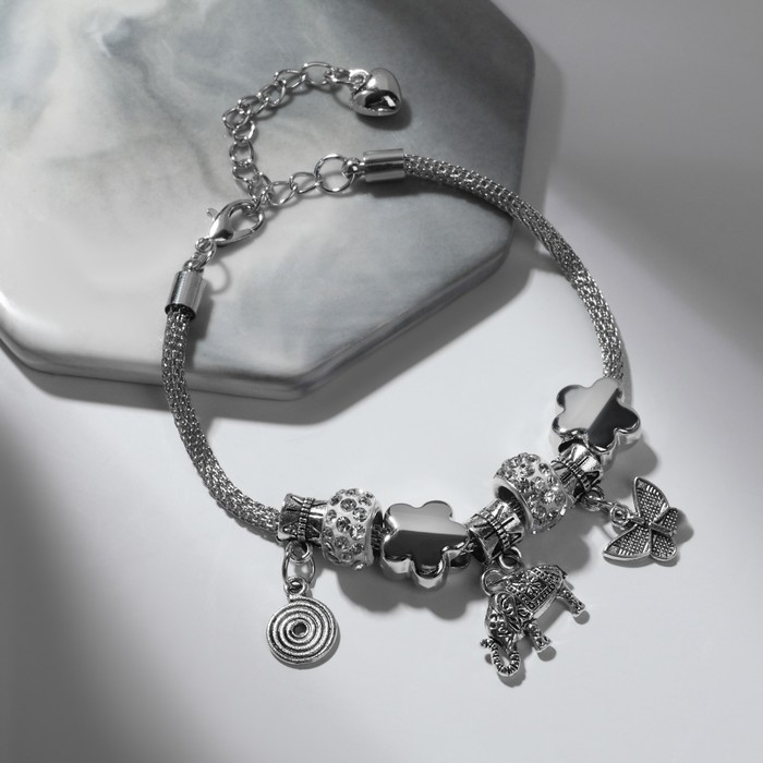 Браслет ассорти &laquo;Марджери&raquo; символы удачи, цвет белый в серебре, L=18 см