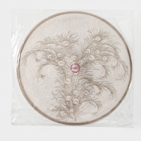 Салфетки сервировочные на стол Доляна &laquo;Павлин&raquo;, 2 шт, d=38 см, цвет бежевый