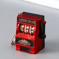 Брелок пластик "Игровой автомат - казино" красный 2,7х3,4х5 см