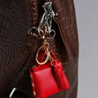 Брелок кожзам с карабином, с кистью "Сумочка. Сова" бордо 5,2х2,5х6 см