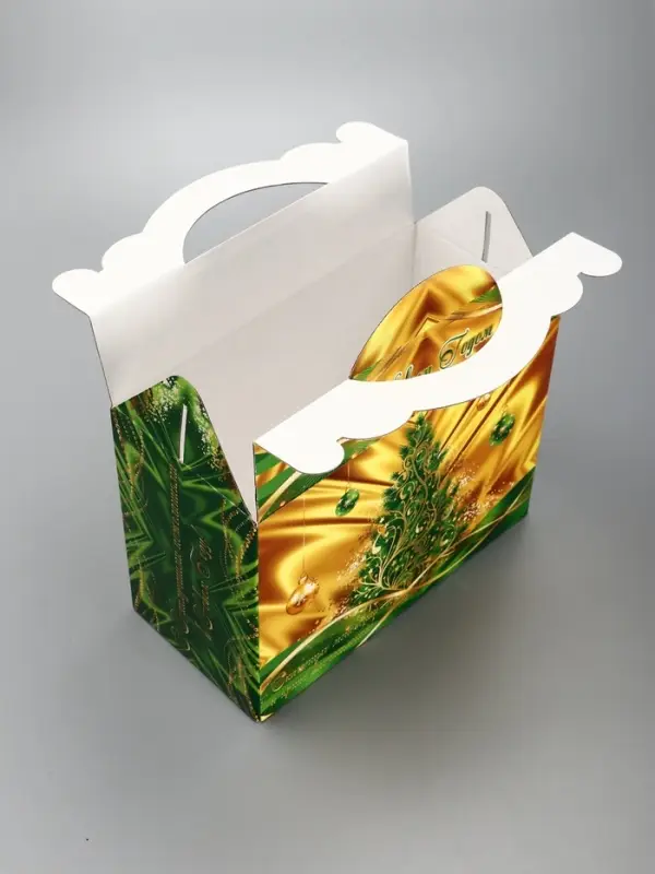 Подарочная новогодняя коробка &laquo;Праздничный шелк&raquo; в зеленом, 25&times;12&times;24 см