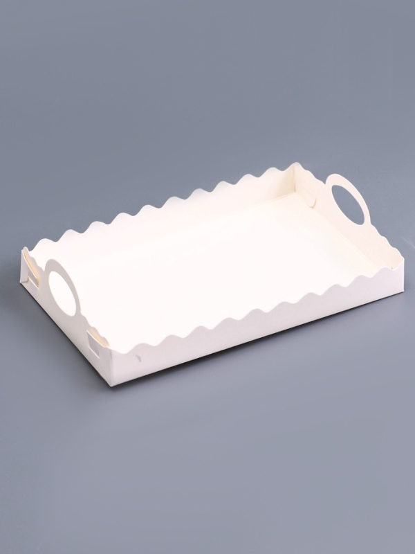 Корока под рулет с ручкой , белая, 16 х 10 х 12,5 см. Кондитерская упаковка