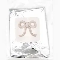 Воздушный шар фольгированный 22" "Бант" цвет серебро