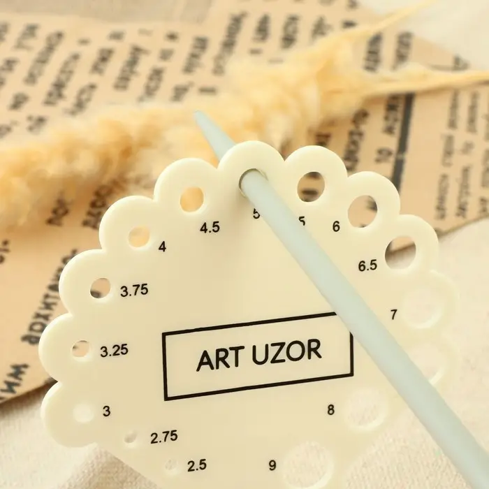 Линейка для определения размера спиц для вязания, 8&times;7.5 см