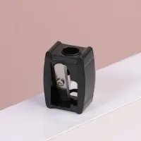 Точилка косметическая, с крышкой, цвет чёрный