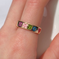 Кольцо с надписью &laquo;Пиво&raquo;, цветное в золоте, размер 17