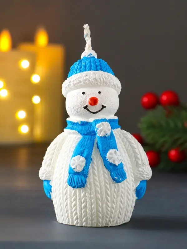 Свеча "Снеговик", голубой