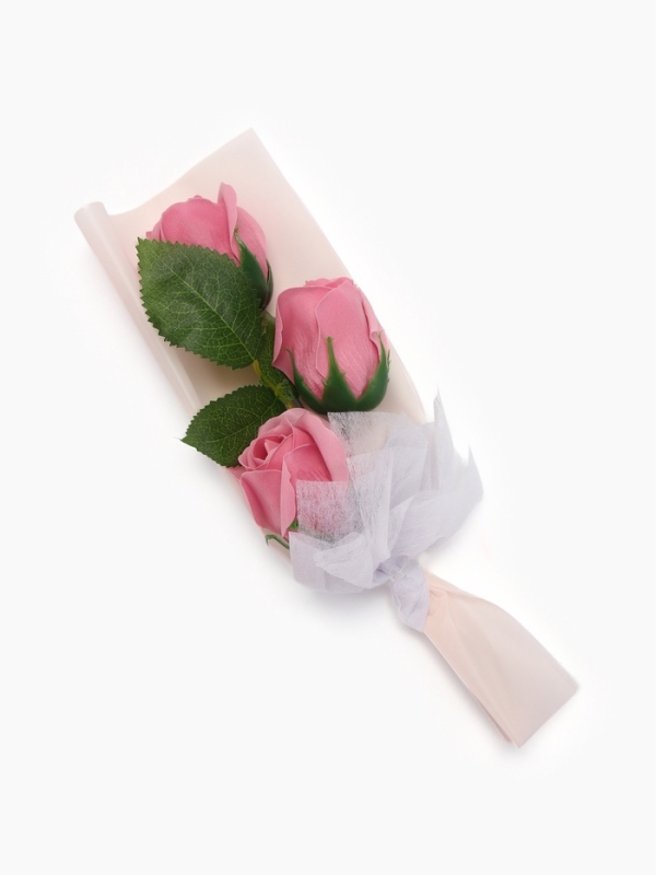 Букет из трех мыльных дымных роз в колбе.