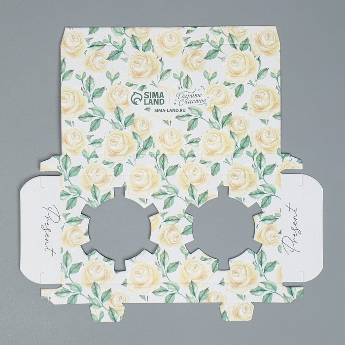 Коробка для капкейка, кондитерская упаковка, 2 ячейки &laquo;Розы&raquo;, 16 х 8 х 11.5 см