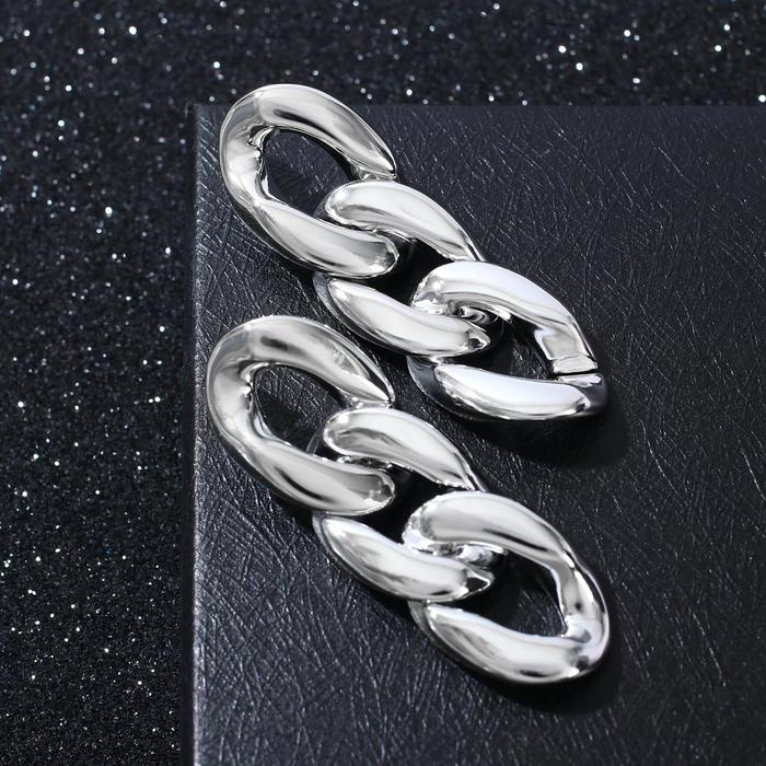 Серьги металл &laquo;Цепь&raquo; диагональные звенья, цвет серебро