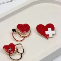 Брошь &laquo;Медицина&raquo;, форма МИКС, цвет золото (неделимая фасовка 12 шт., цена за шт.)