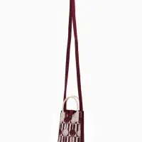 Сумка подр Зайцы, 12*4*17, отд на кнопке, дл ремень, красный