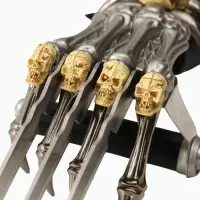 Сувенирное оружие "Когти. Череп" 42,5х13х10 см