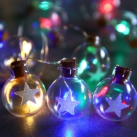 Гирлянда &laquo;Нить&raquo; 1.6 м с насадками &laquo;Шарики со звездой&raquo;, IP20, серебристая нить, 15 LED, батарейки ААх2 (нет в комплекте), свечение мульти