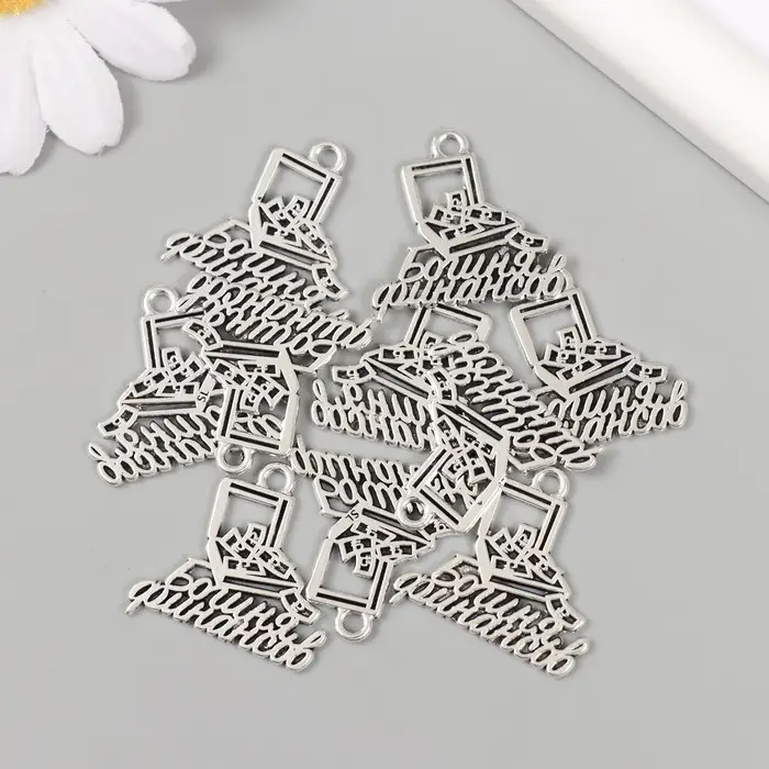 Металлический элемент, декоративная подвеска &laquo;Арт Узор. Богиня финансов: чемодан с деньгами&raquo;, 2.4&times;2.5 см