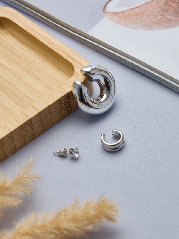 Набор серьги и каффы 3 шт., бублик и стразик, цвет серебро