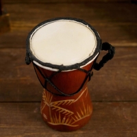 Сувенирный музыкальный инструмент барабан джембе "Светлый" 12х9х9 см МИКС