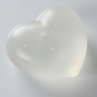 Мялка &laquo;Сердечко&raquo;, меняет цвет на солнце