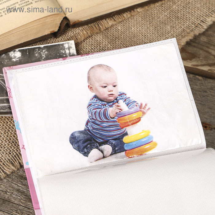 Фотоальбом на 100 фото 10X15см "baby shoes" для девочки