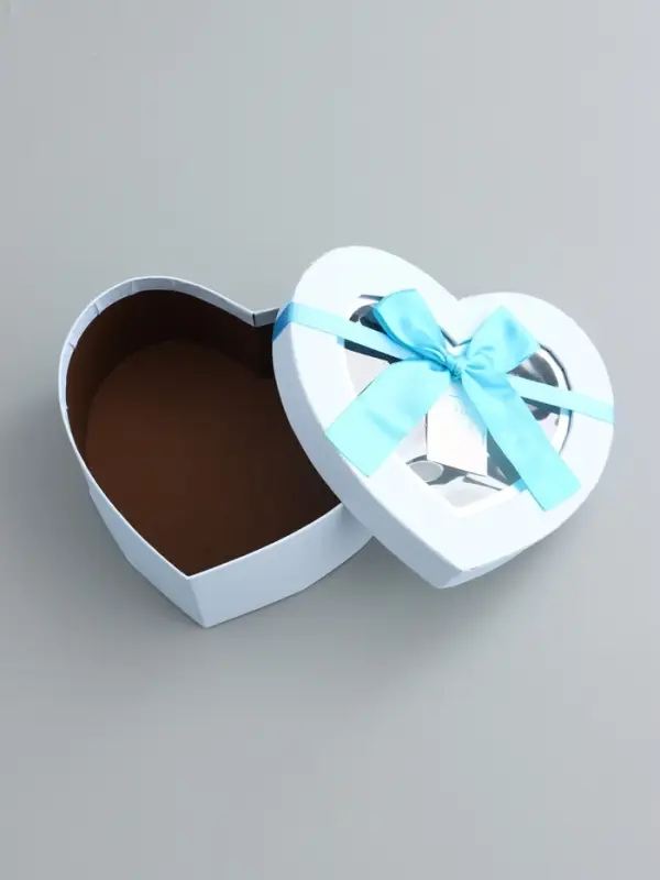 Набор коробок 3 в 1 сердца 22 х 20 х 9;  18.5 х 17 х 7.5; 1 6 х 14 х 6 см