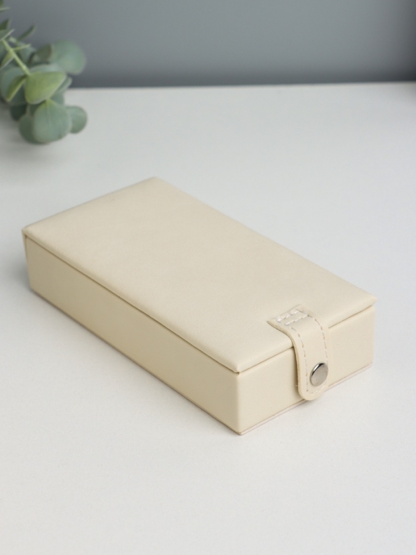 Шкатулка кожзам под часы 2 отделения и бижутерию "Ромбы белые" матовая 8,5х25х25 см